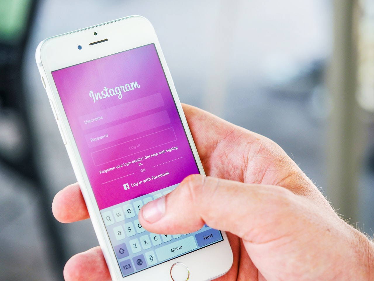 Quick Guide To Using Instagram To Market Your Brand