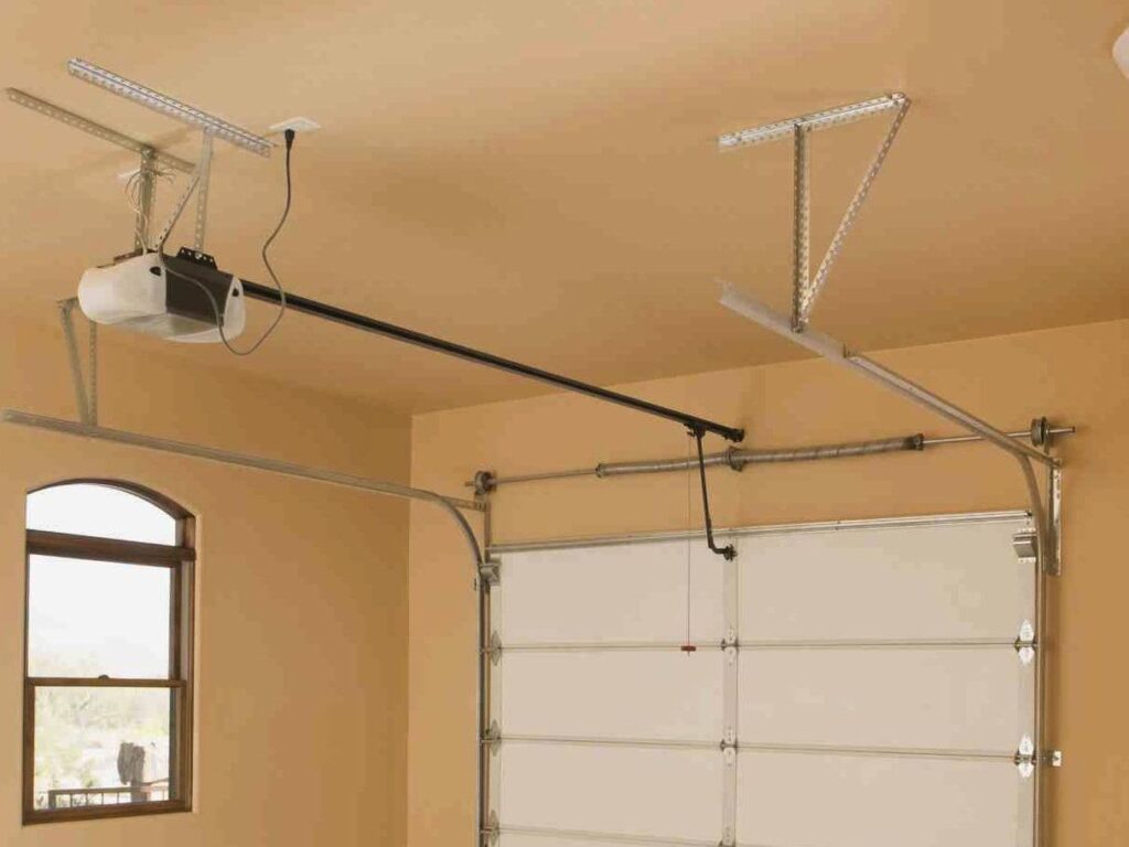 in-brief-about-chamberlain-garage-door-opening-system-the