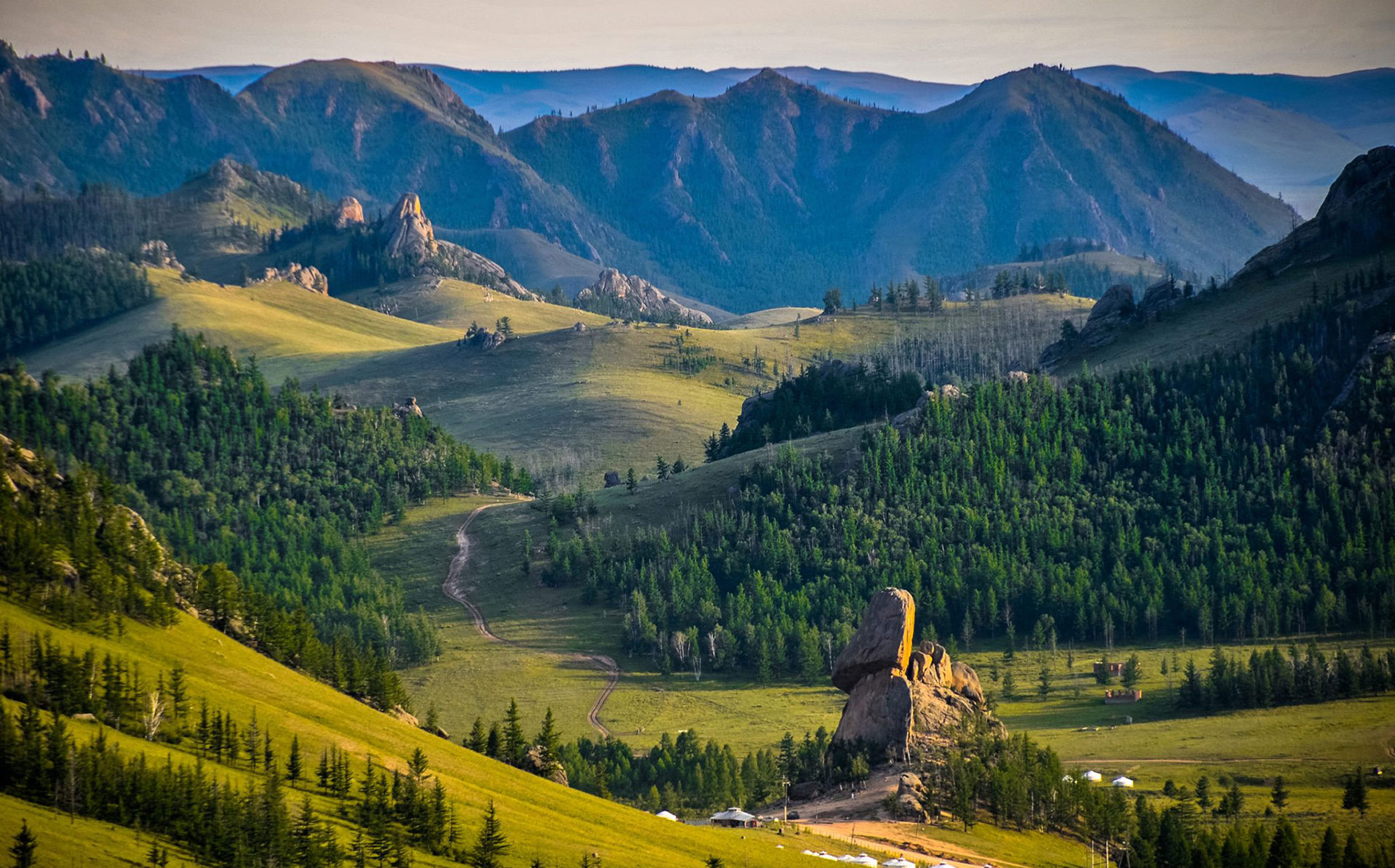 how to travel to Mongolia