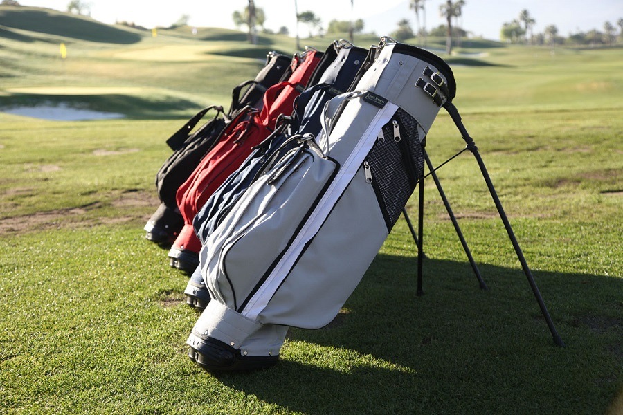 10 Top Tips to Remember When Buying a Golf Cart Bag